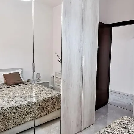 Casa Valentina A 100 M Dal Mare * Santa Flavia