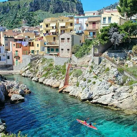 Casa Valentina A 100 M Dal Mare Lägenhet Santa Flavia