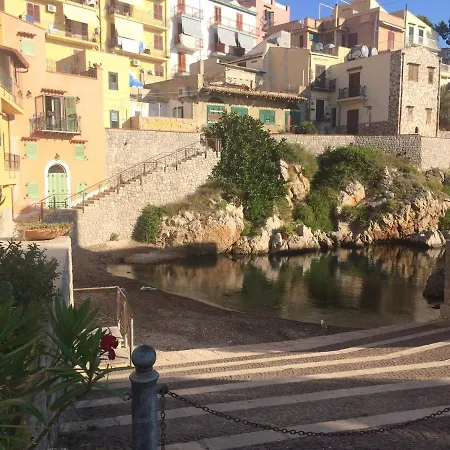 Casa Valentina A 100 M Dal Mare * Santa Flavia