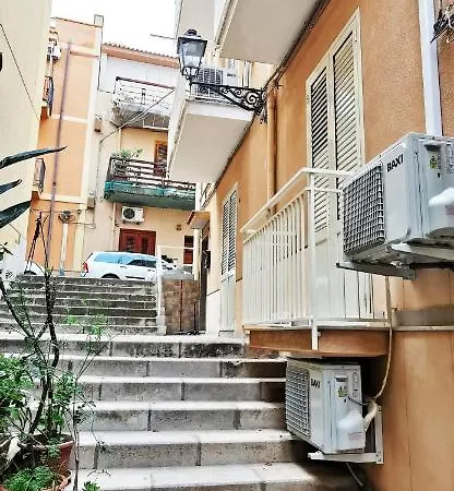 Lägenhet Casa Valentina A 100 M Dal Mare