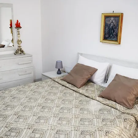 Casa Valentina A 100 M Dal Mare Lägenhet *