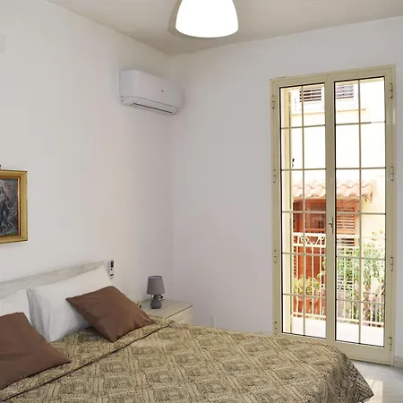 Casa Valentina A 100 M Dal Mare * Santa Flavia
